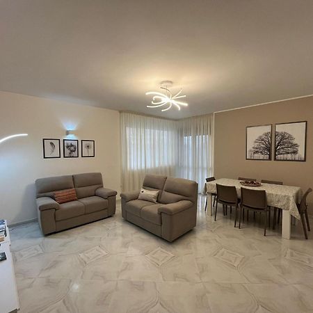 Apartmán A Casa Di Chiara Lecce Exteriér fotografie